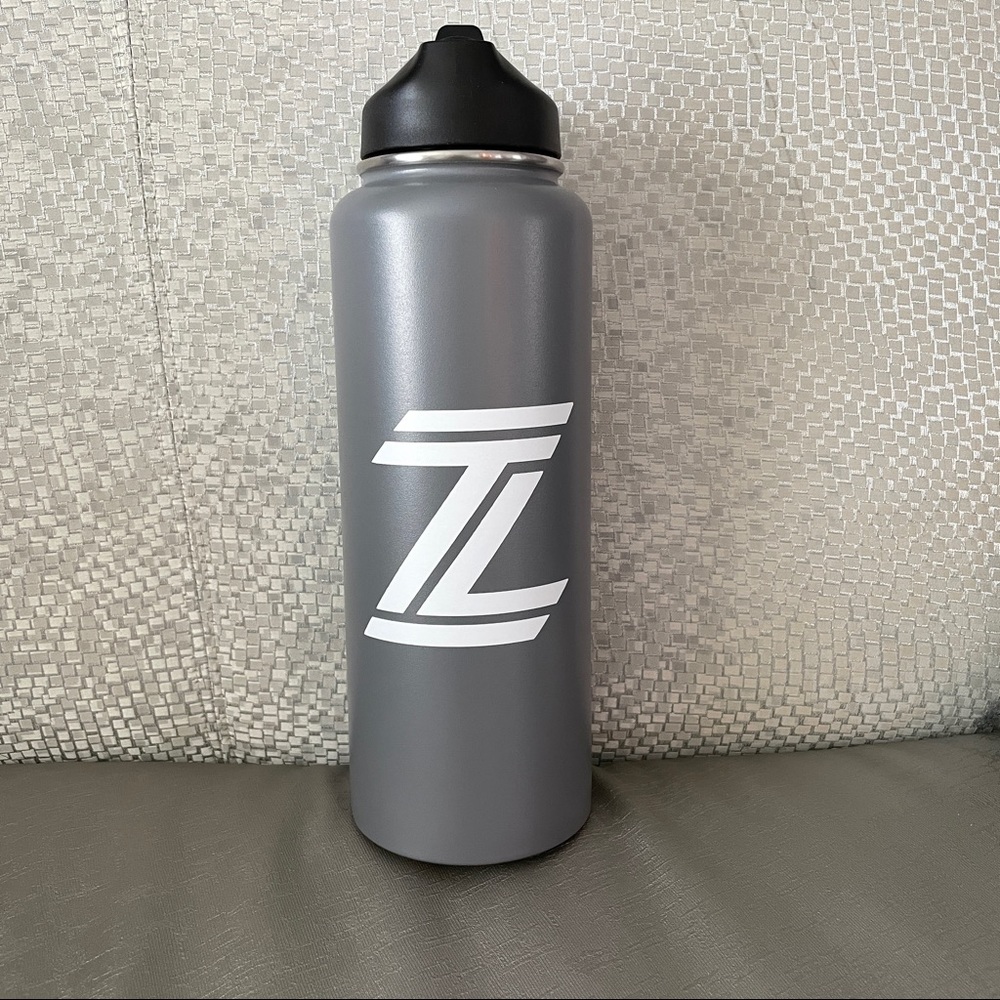 NEW High quality water bottle 40oz Straw l…